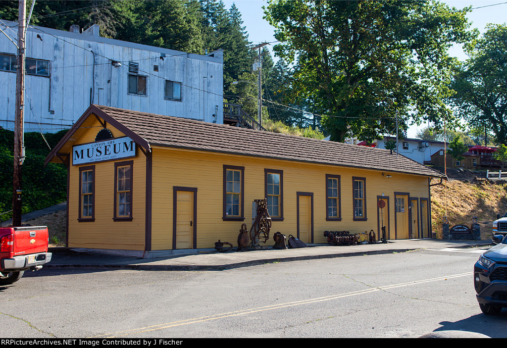 Mill City, Oregon